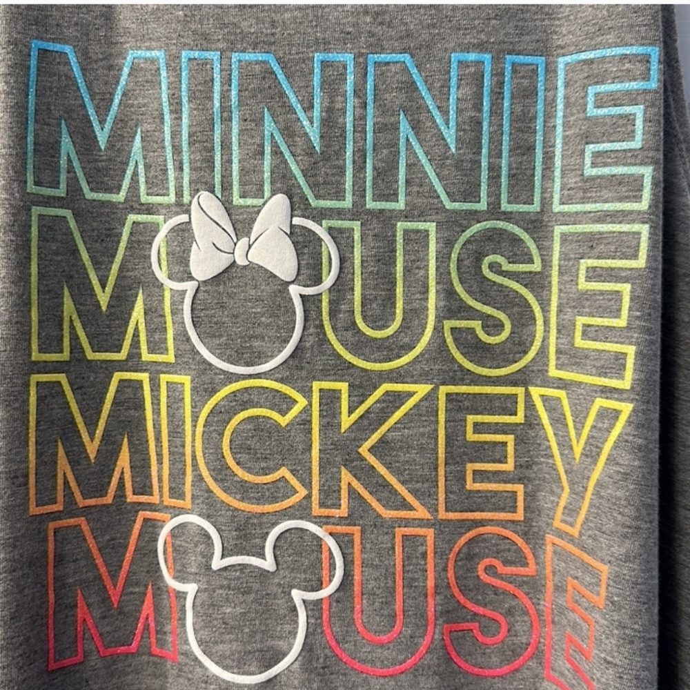 ISO this tank top in an XL or larger